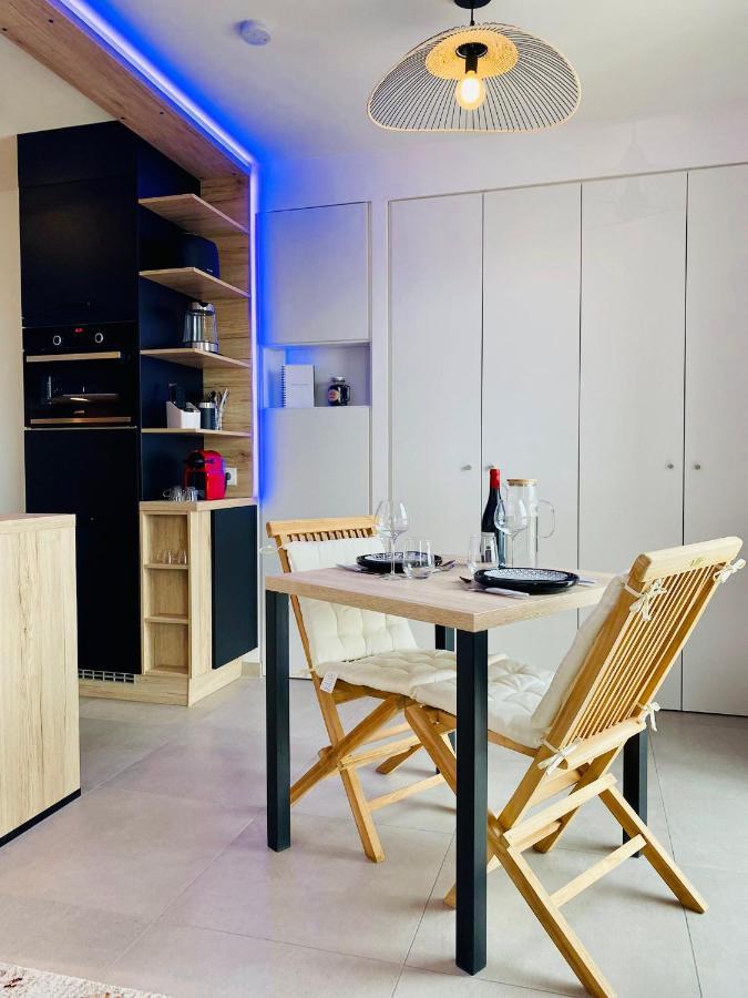Studio Bel Mod Mont D'Or - Belvedere Moderne Lyon Exteriör bild